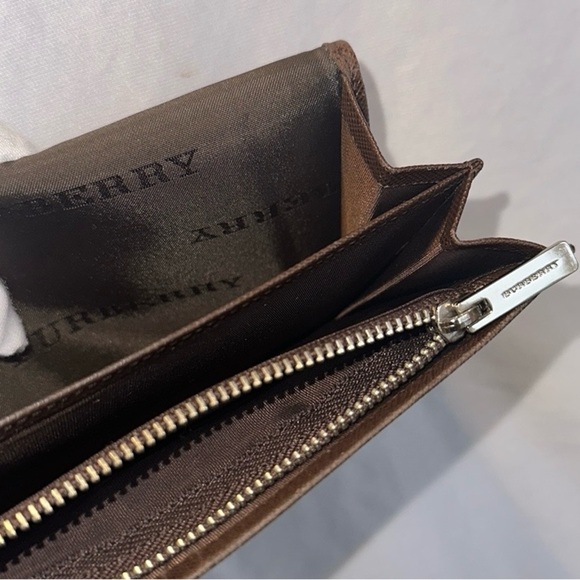 Pre-loved. EUC Burberry Brown Canvas Leather Nova Check Long Wallet. Flaws shown - Picture 13 of 13